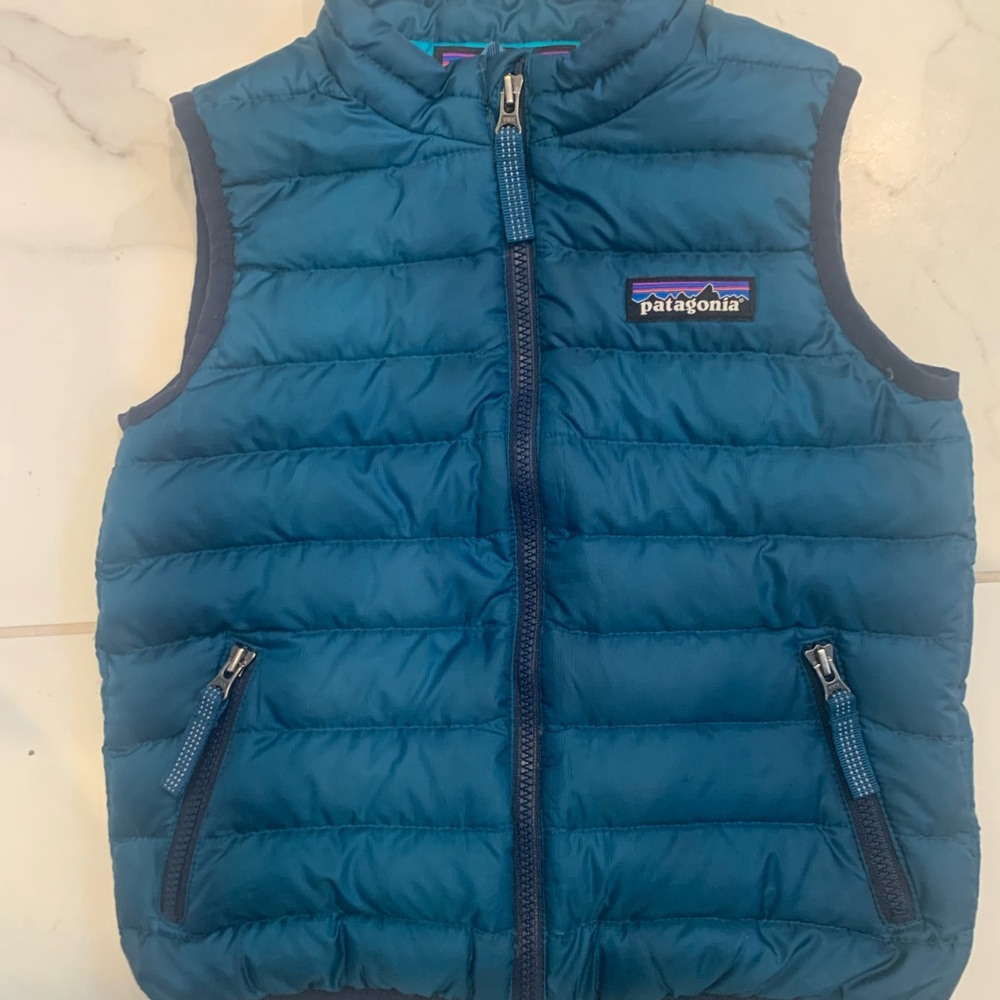 Patagonia puffer vest size 2t